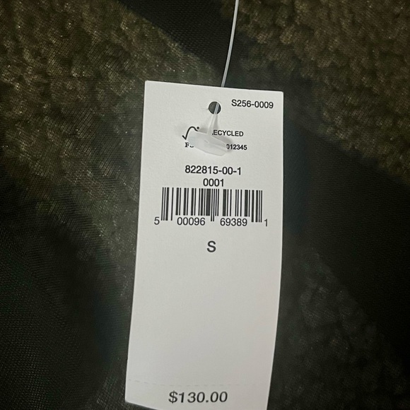 Velvet burnout blouse with open back NWT - Picture 5 of 7